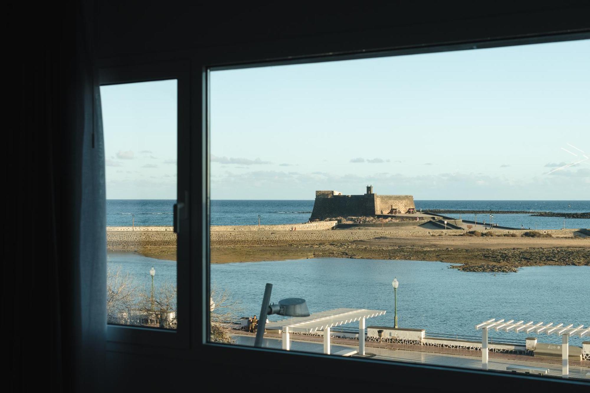 Blue Marina Suites - Boutique Apartments Arrecife  Dış mekan fotoğraf